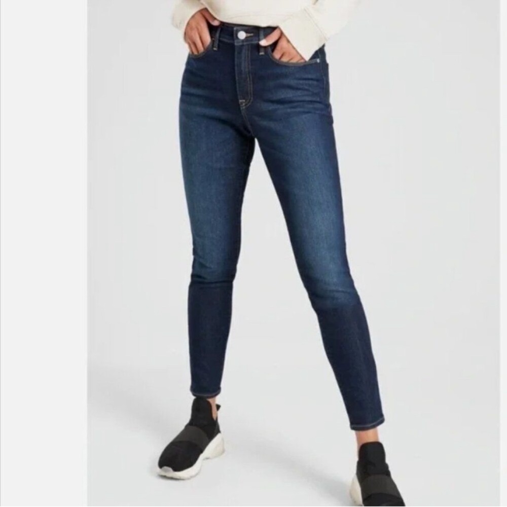 Athleta Sculptek High-Rise Skinny Jeans.